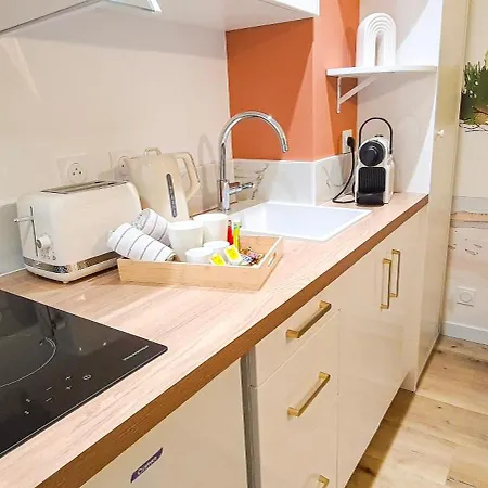 Apartament A L'Ombre Des Pins, Elegant, 100M De La Mer Les Sables-dʼOlonne