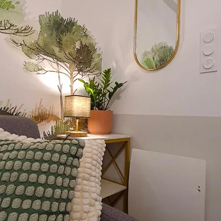 Apartament A L'Ombre Des Pins, Elegant, 100M De La Mer *